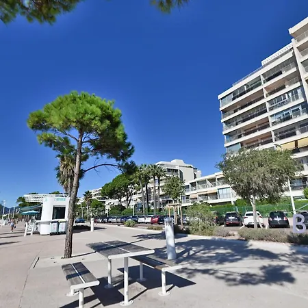 Breathtaking View Of The Big Blue * Cannes